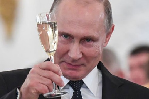 Vladimir Putin sworn in as Russian president