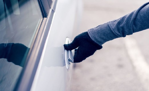 Five held after students kidnapped and robbed